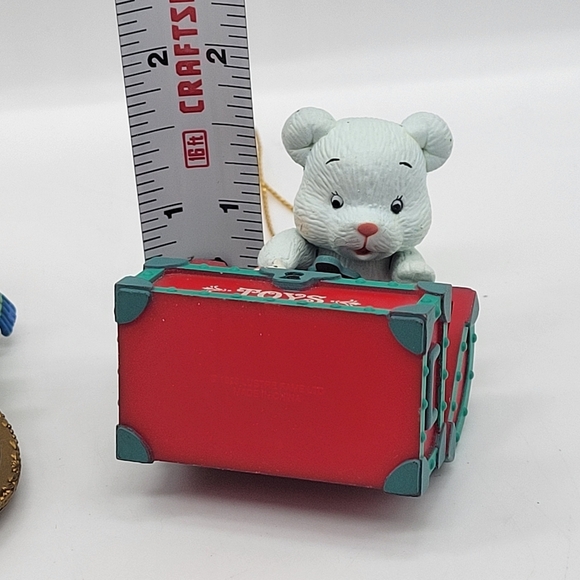 Lot of 3 Christmas Vintage Ornaments Bears, Enesco Lustre Mouse Bear Toy Box - Picture 7 of 8